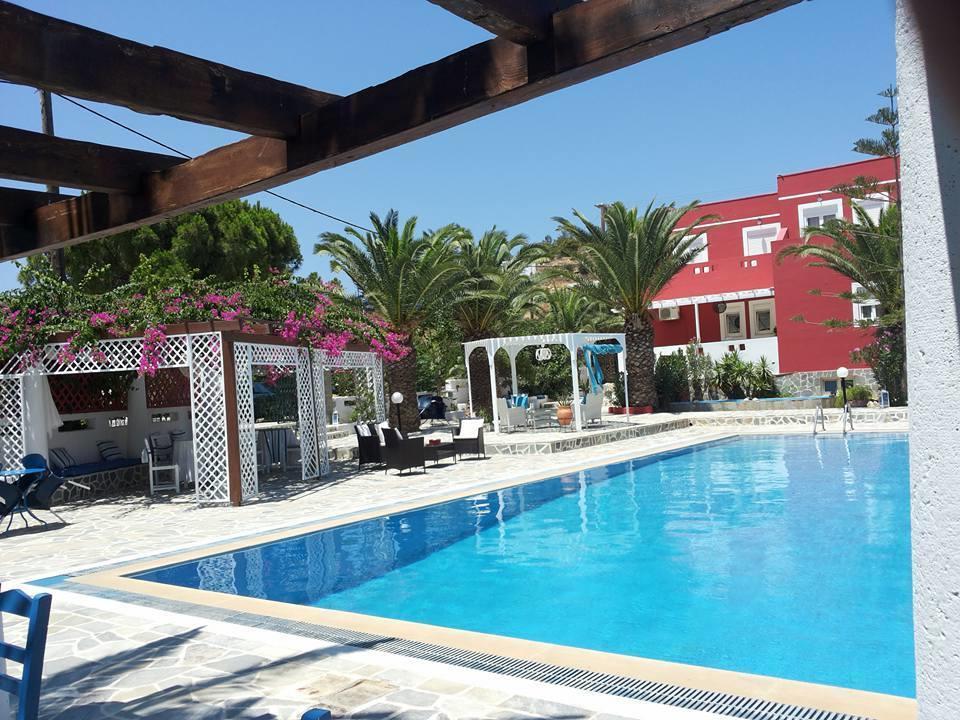 Efstathia Hotel Xirokambos  Exterior photo