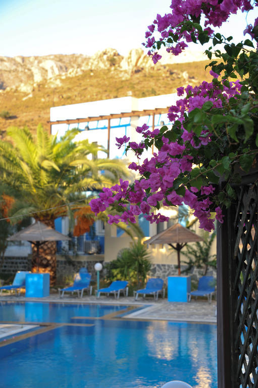Efstathia Hotel Xirokambos  Exterior photo