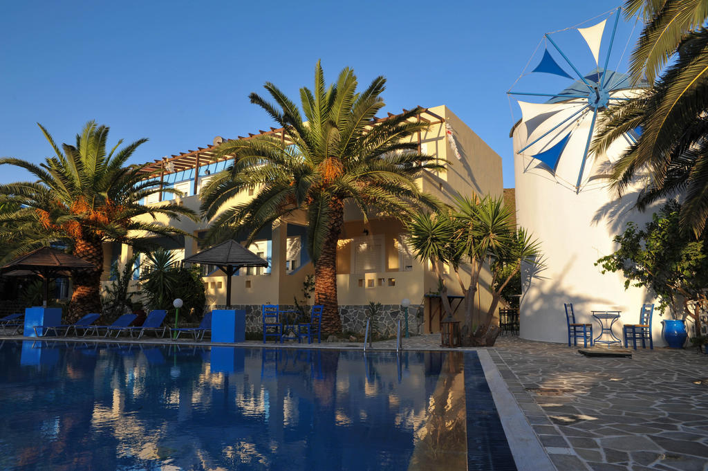 Efstathia Hotel Xirokambos  Exterior photo