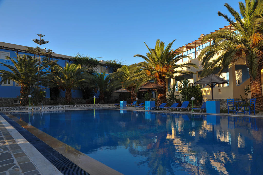 Efstathia Hotel Xirokambos  Exterior photo