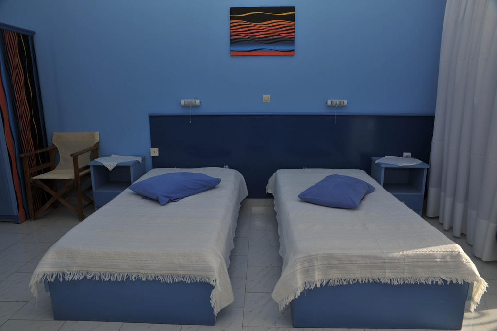 Efstathia Hotel Xirokambos  Room photo