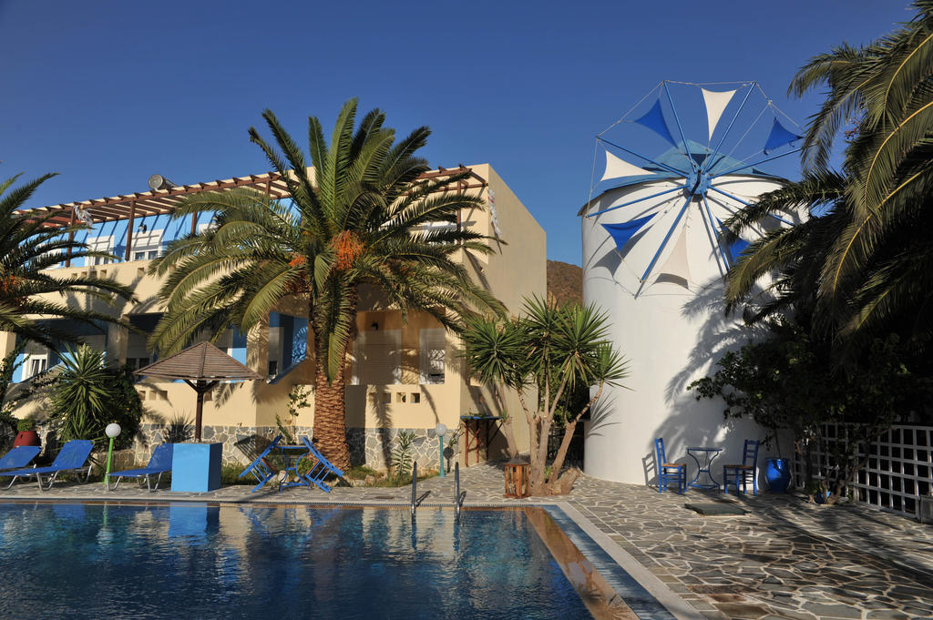 Efstathia Hotel Xirokambos  Exterior photo